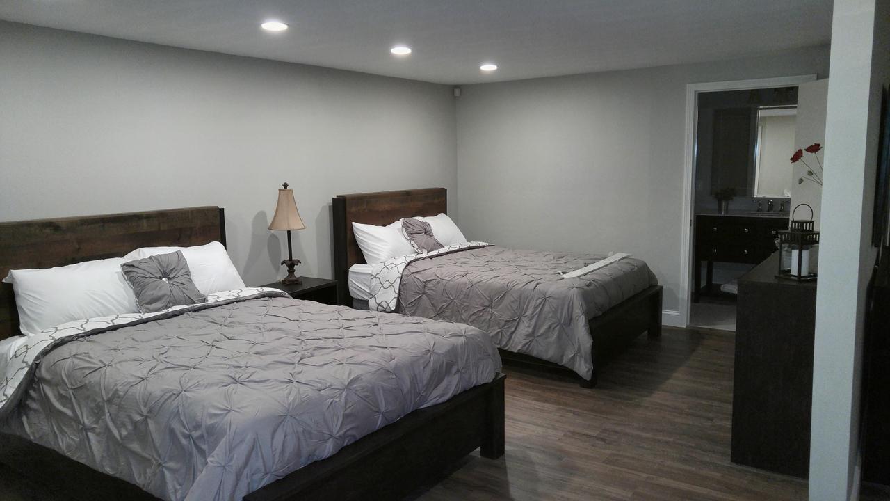 Lily's 2* West Springfield